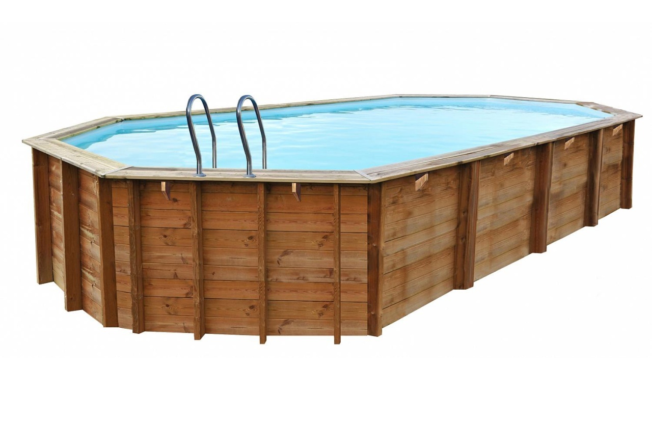 Сборный 8-ми угольный (овальный) каркасный деревянный бассейн для дачи Procopi (Франция) 8,4-1,46 (рис.1)