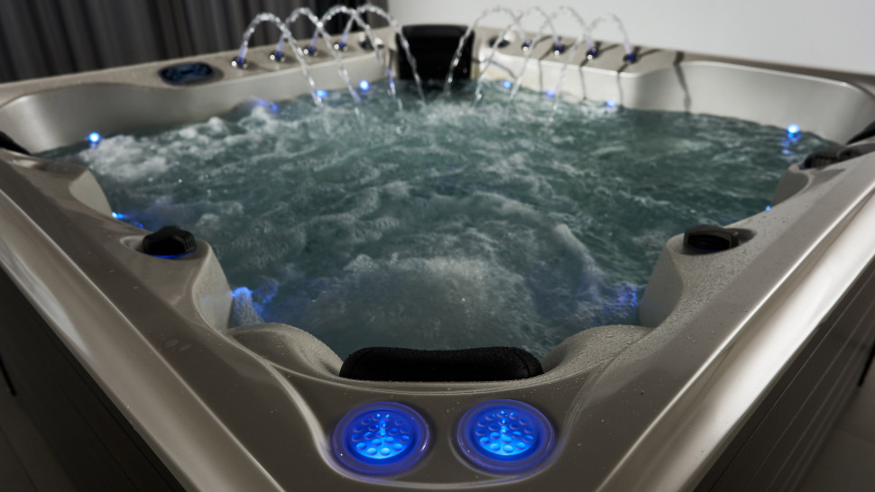 Гидромассажный СПА бассейн Joyee SPA London-L (рис.15) Гидромассажный СПА бассейн Joyee SPA London-L (рис.15)