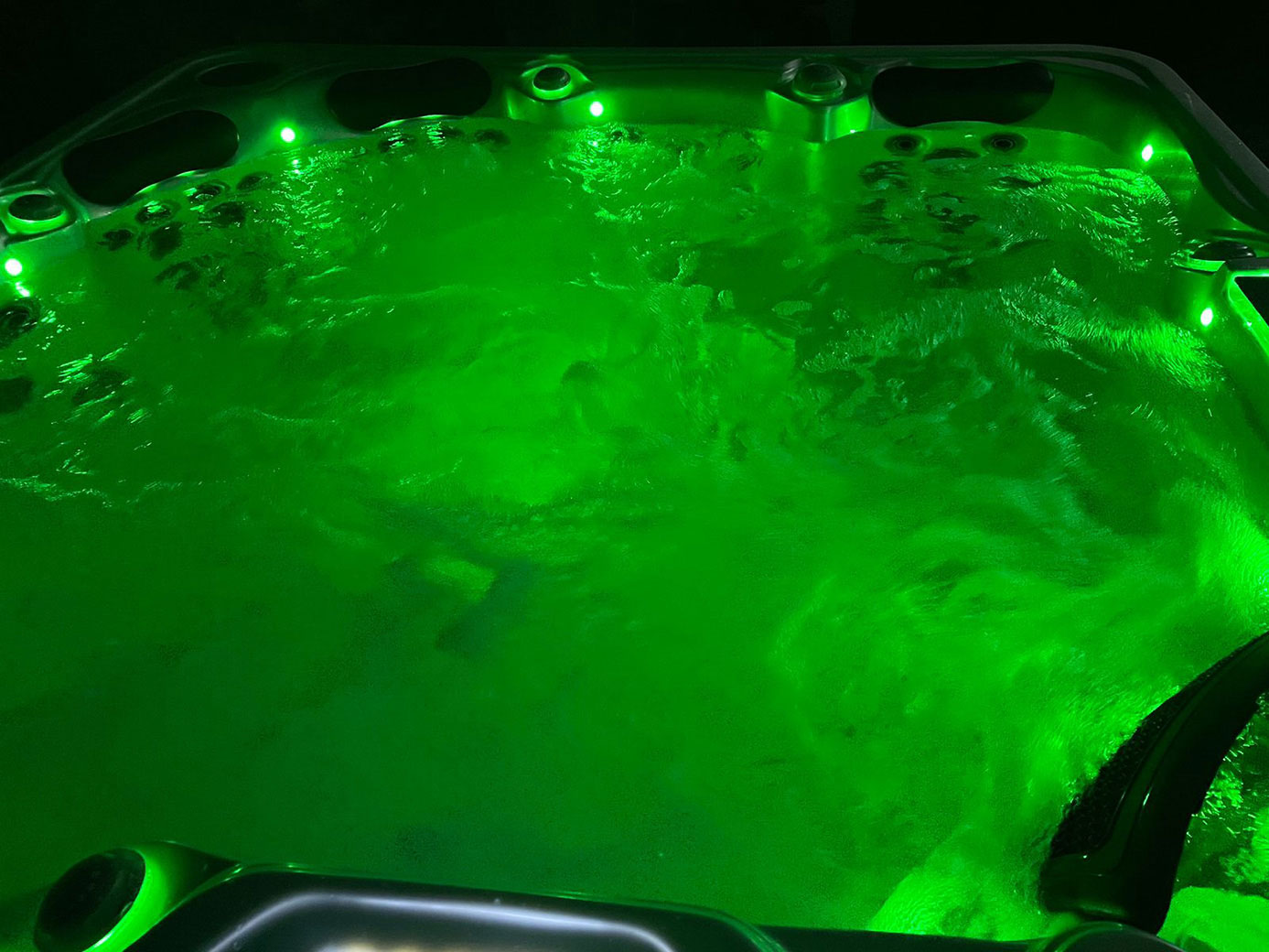 Гидромассажный Спа-Бассейн Jazzi Pool 333E Eldorado Wi-Fi (рис.11) Гидромассажный Спа-Бассейн Jazzi Pool 333E Eldorado Wi-Fi (рис.11)